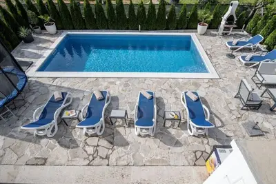 Image de Azzurro I apartment with Swimming pool in Trebinje