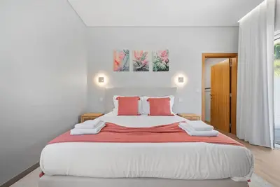 Image de Deluxe Double Room with Extra Bed R7