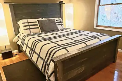 Image de Home Run! Room at Newaygo Bed & Breakfast