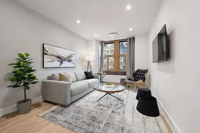 Image de New Downtown Mtl Old port 2 Br 2 Ba + Parking