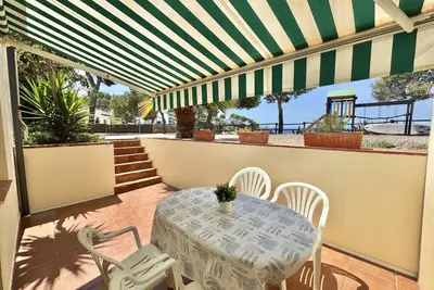 Image de A22. Confortable apartement a bord du mer, avec parking