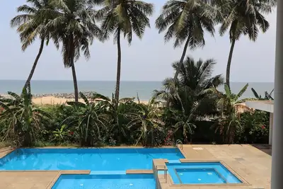 Image de Luxury Beachfront Heritage Villa.