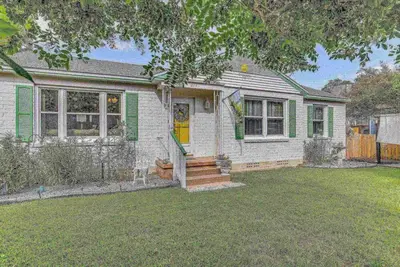 Image de Adorable Navy Point Cottage - Pet Friendly - Conveniently Located - Watch The Blue Angels Practice