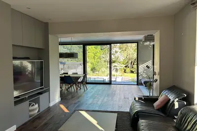Image de Maison d’Exception à Annecy  – 240 m² – Piscine – Calme  – Proche Lac et Centre