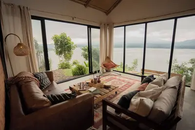 Image de A unique loft style home in Rwanda, overlooking lake Ruhondo and the 5 volcanoes