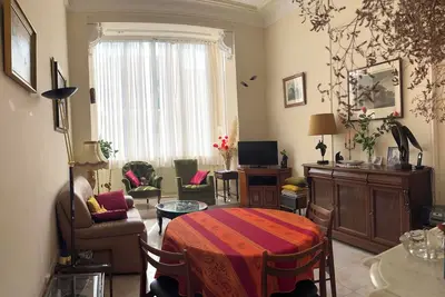 Image de Charmant appartement 100 m2 en centre ville