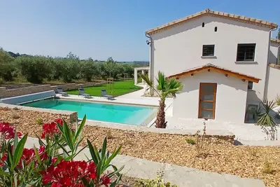 Image de L'instant suspendu 360 m2 -Villa avec piscine privée-Parking 8 voitures