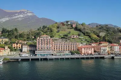 Image de A Neoclassical Retreat on the Shores of Lake Como