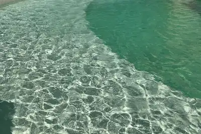 Image de Feel the sea breeze and be just steps from the beach