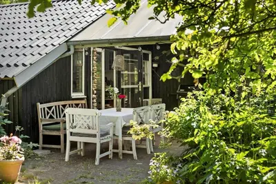 Image de Fj4001 Kirke Hyllinge - Klitrosevej 4