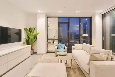 Image de Hayarkon Bronze - Une Chambre Appartement, Couchages 3