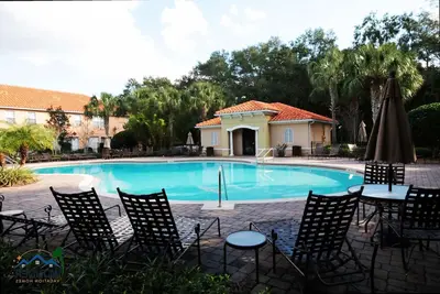 Image de Resort Style 4Bd TownHouse w GameRoom Near Disney