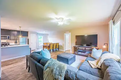 Image de Solduc Riverfront 3b/2b home near Forks. Centrally located to all tourist sights