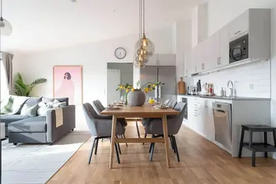 Image de Youthful 3br Flat w Balcony and Hobby Game Board
