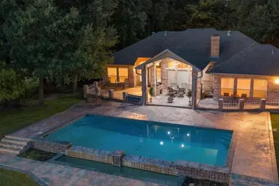 Image de Paradise Point - Lake Front Villa w/Infinity Pool!