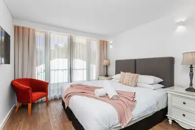 Image de Nest on Newcastle – E6