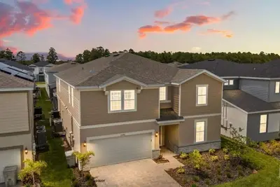 Image de 10 Bedrooms/ 8 Bathrooms/ Windsor Cay (15770 Cc)