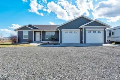 Image de Finest in Rural Living 3-bedroom house in Helena