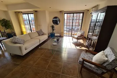 Image de Luxury 2-bedroom apartment. Great Location in tourist zone 10.