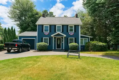Image de Family Fun! Pool, Fire Pit, Huge Yard Near Suny Albany & Attractions