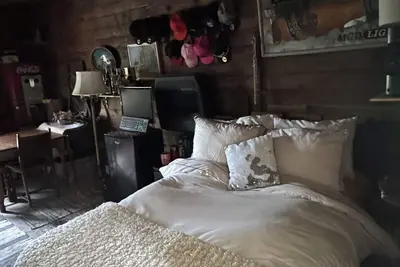 Image de Charming Studio Barn on Vashon Island with Salish Sea Views