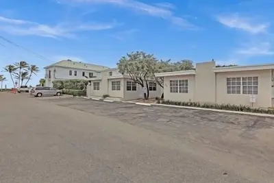 Image de Dania Beach Getaway | 2 Studios for 6 Guests