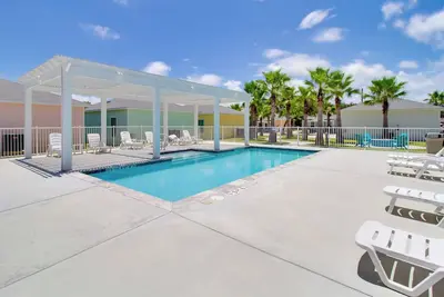 Image de Fish & Swim On-Site: Resort Retreat in Rockport!