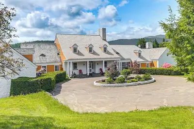 Image de Expansive Retreat on 280 Acres in Lake Placid!