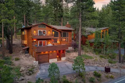 Image de Northstar Haven | Cozy-Chic Retreat Near Lake Tahoe & Downtown Truckee