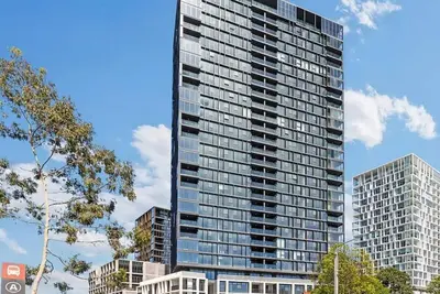 Image de Olympic Park Stylish 2br | Walk to stadium | Pool & Gym
