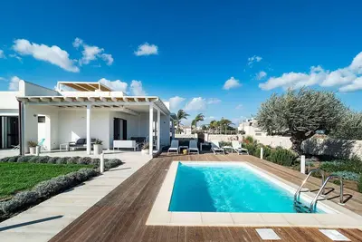 Image de Villa à Noto avec 3 chambres à coucher, 6 couchages