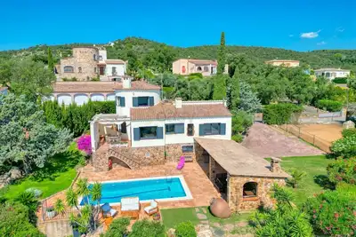 Image de Casa El Mirador: Villa in the upper part of Cabanyes with magnificent sea view.