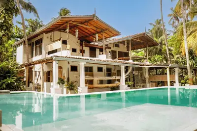 Image de Deep Blue Sea Rental Villa