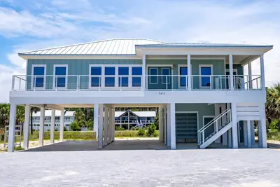 Image de Sun, Sand & Savings: 20% Off Spring Break New Construction! Dogs Ok