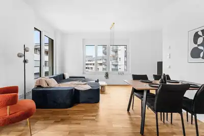 Image de Appartement emblématique 3 chambres Fritz I Centre I Famille I Mercedes I Balcon