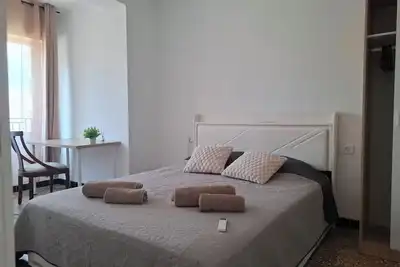 Image de Apartment in City Center near the Sea