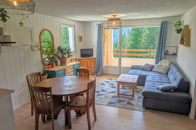Image de Grand Appartement, 50m2, 2 Chambres.