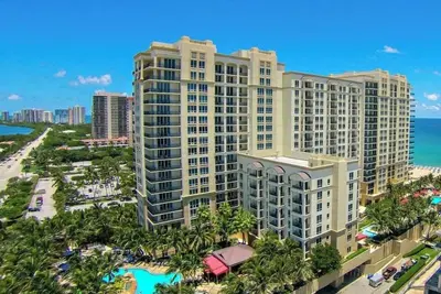 Image de 1 bd condo at Palm Beach Marriott singer Island beach resort and spa