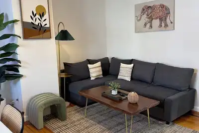 Image de Vibrant 3-Bed Stay In Great Neighborhood Near Nyc