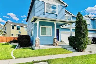 Image de Sleek Sierra Retreat|4Bedrooms|Sleeps13
