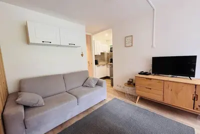 Image de 280m du centre station, 2ème étage, balcon, télévision, casier à ski, 21m², Montchavin La Plagne