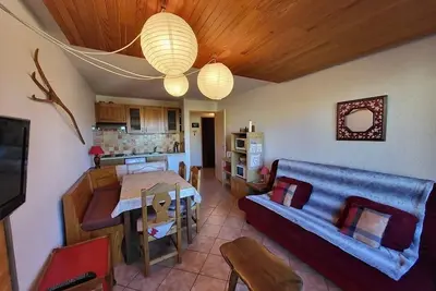 Image de À 50m des pistes de ski, 5ème étage, balcon, parking, télévision, casier à ski, 42m², Montgenèvre