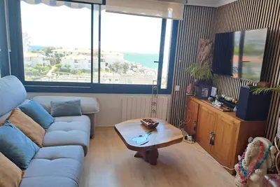 Nice apartment with sea views in sitges