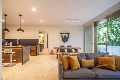 Image de Luxury Villa- Rooftop Pool, Bbq & Palapas!