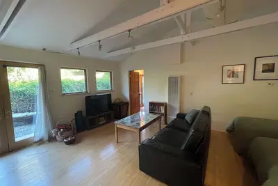 Image de Charming guest cottage in Santa Barbara with access to hiking and the  beach