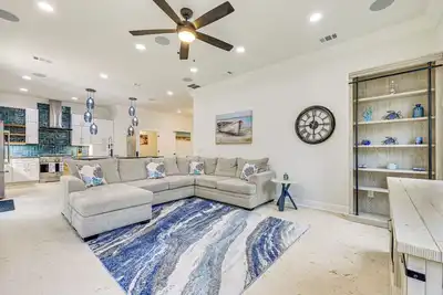 Image de 'The Blue Oasis' Jax Beach Gem w/ Coastal Charm!