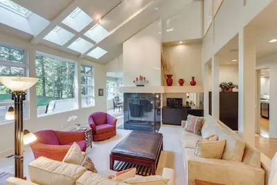 Image de Expansive Sun Valley Home Close to Slopes!