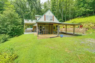Image de Hot Tub + Pet Friendly: Quiet French Creek Getaway
