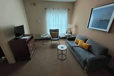 Image de Peaceful condo with free shuttle to parks