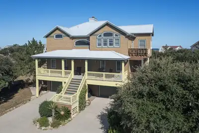Image de 1397 - Sunshine Stars, a 5-bed, 4. 5-bath Corolla home ideal for family getaways.